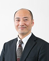 中戸川 貢 氏